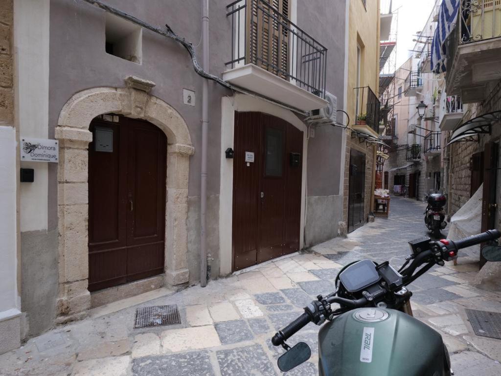 La Dimora Di Dominique Apartment Bari Bagian luar foto